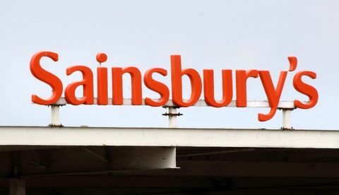 שלט לחנות Sainsburys שנראתה בחנות, אחת המובילות ...