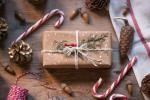 8 דרכים יפות ויצירתיות לעטוף את מתנות חג המולד שלך