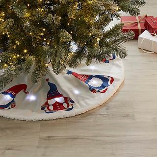 Light Up Gnome Tree Skirt