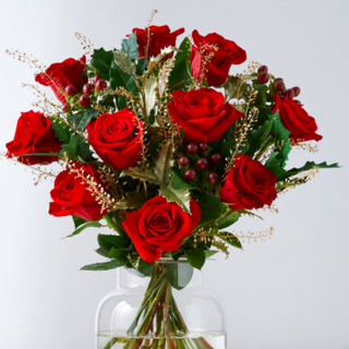 אוסף זר ורדים מקטיפה אדומה