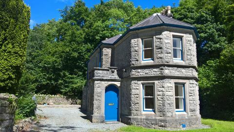 Plas Newydd Lodge, ויילס חיצונית © National Trust Images, ג'ורג'י וורד